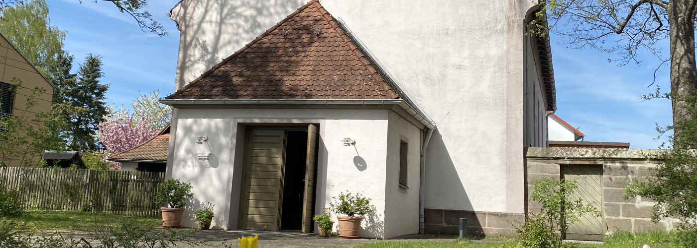 Christuskirche Allersberg von vorne
