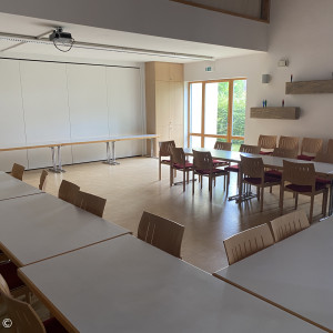 Großer Saal im Gemeindezentrum